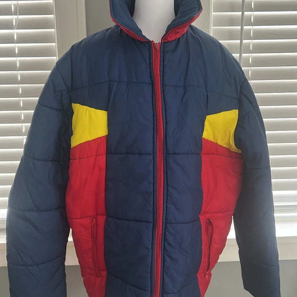Colorblock Utility Jacket - Picture 2 of 5